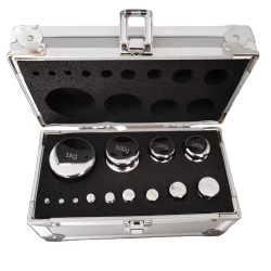 M1 2kg zestaw 13 ciężarków kalibracyjnych (1-1000 g) z etui i pęsetą - ✔️ cena, opinie | Profiscales.pl