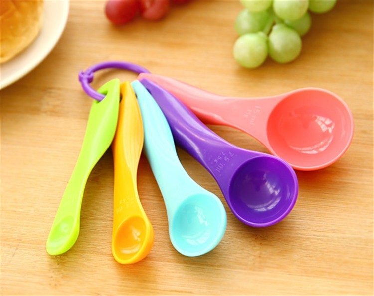 5ks farebné plastové odmerky 1-15g